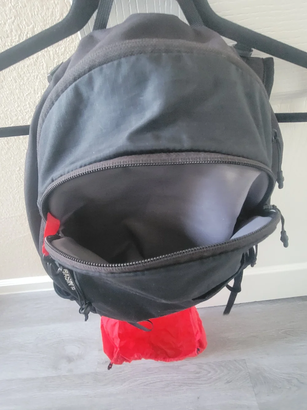 Women's Black North Face Basin 18 Day Hiking Pack